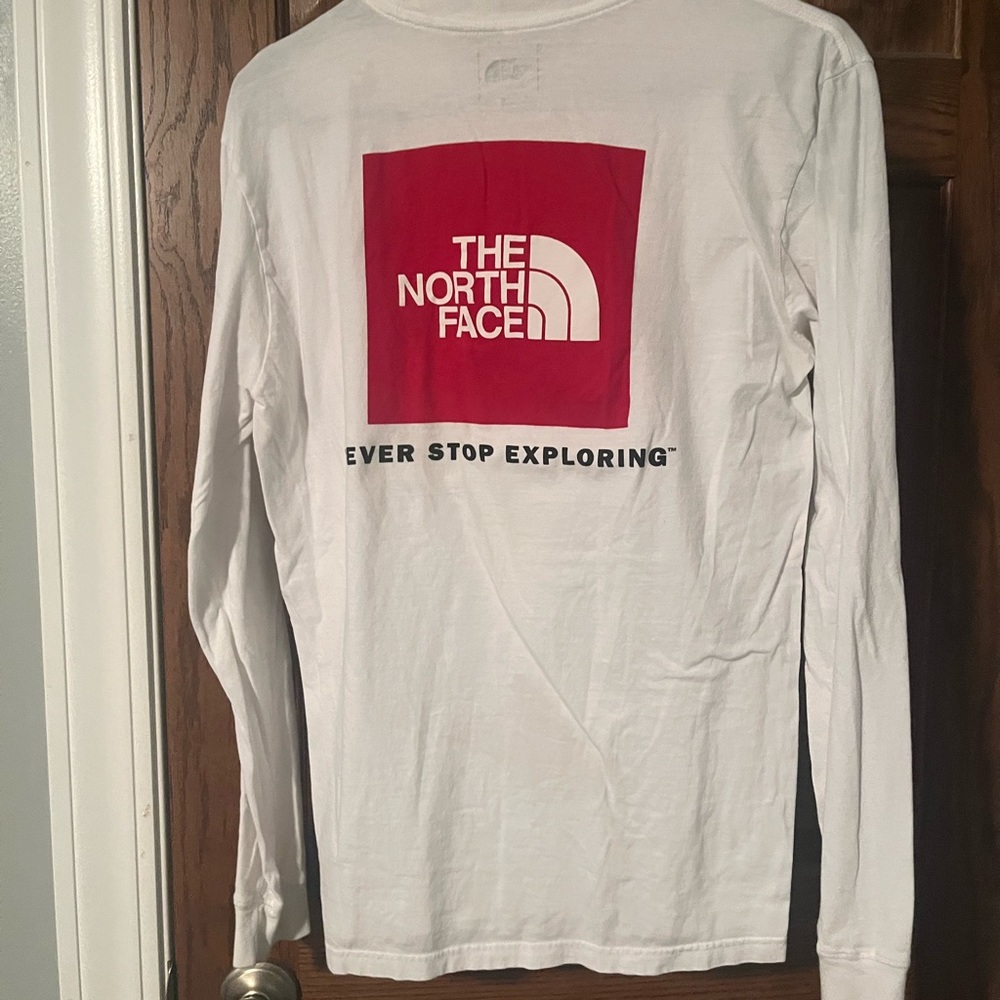 The North Face Men’s Color-block long sleeve t-shirt